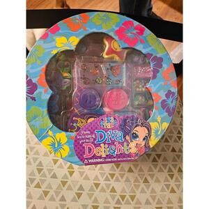 NIB VINTAGE Lisa Frank Diva Delights stationery box and supplies.